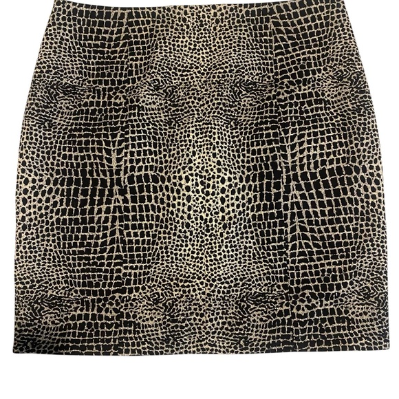 The Kooples | The Kooples Black Lambskin Leather Leopard Print Mini Skirt NWOT S - Picture 3 of 10